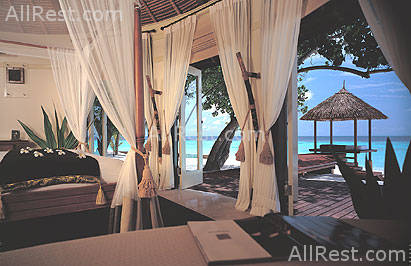 Banyan Tree Maldives Vabbinfaru 9